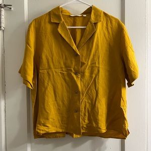 Uniqlo button down boxy top